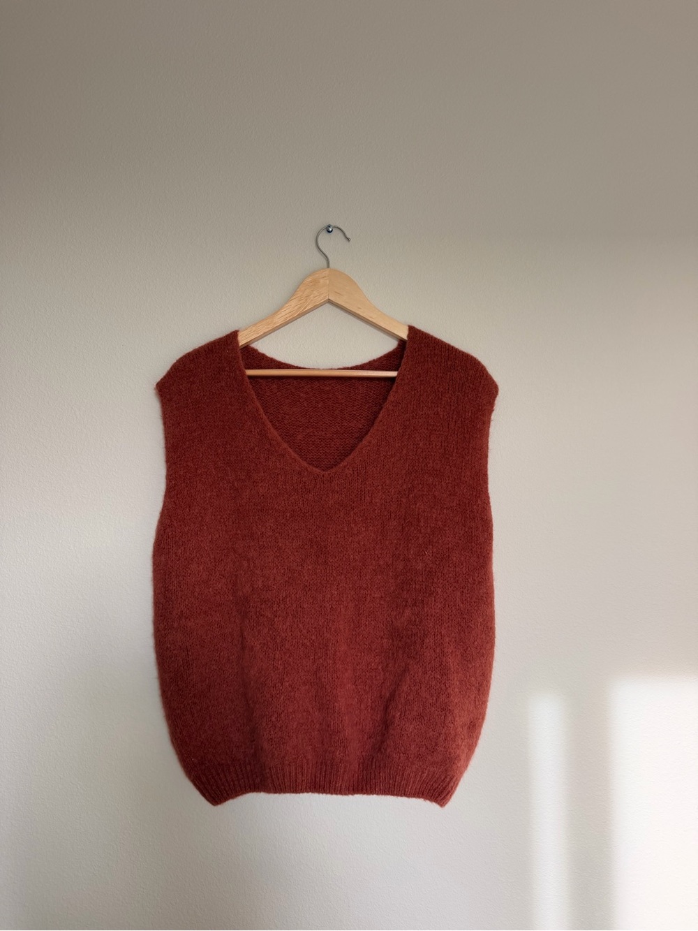 Rust Italian V-Neck Sleeveless Sweater Vest